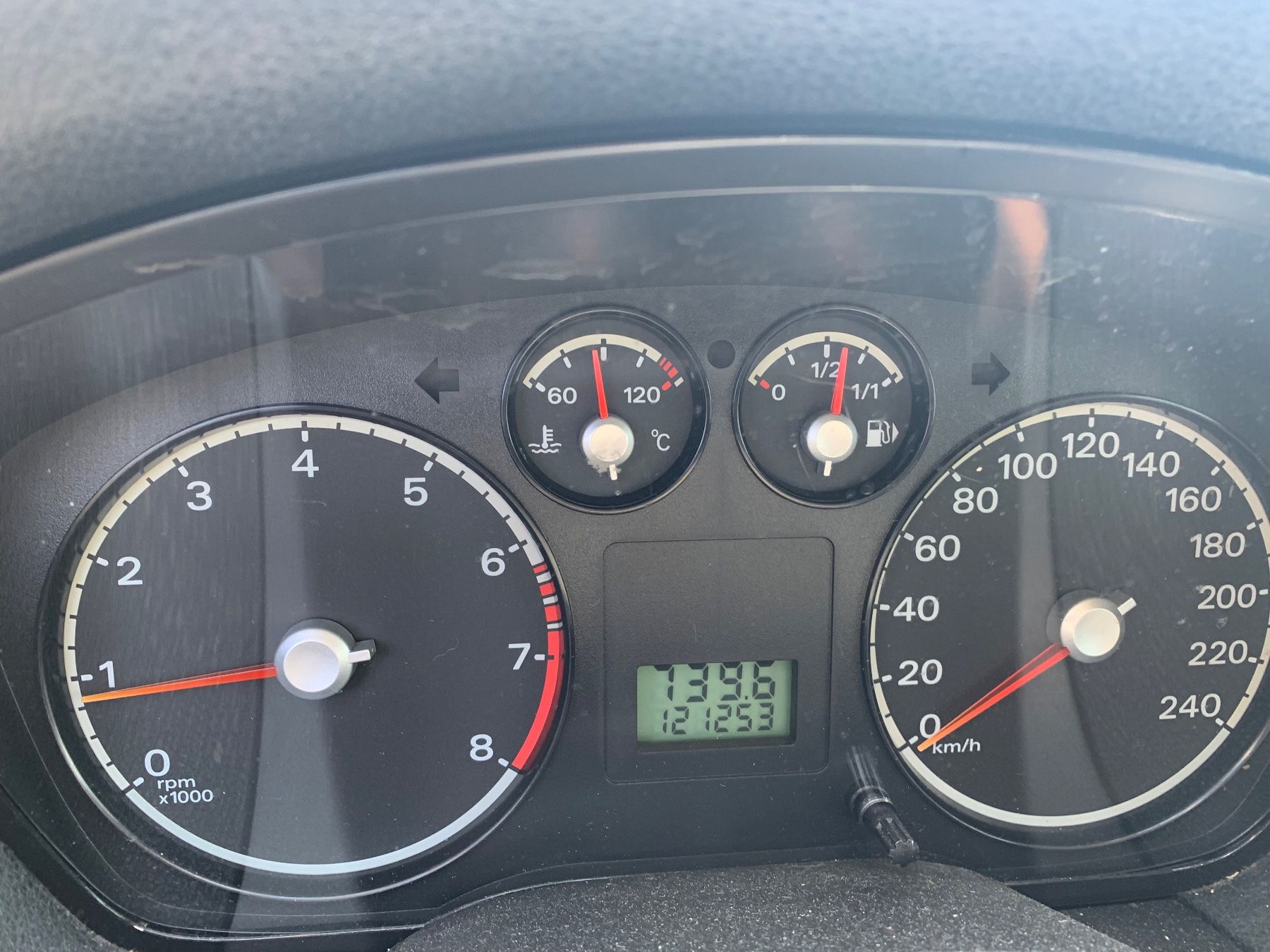 Ford Automobili: Ford Focus 1.6i 16V 121000km 2.Hand – Usato da Gossau ZH venduto da Sookkerd 7