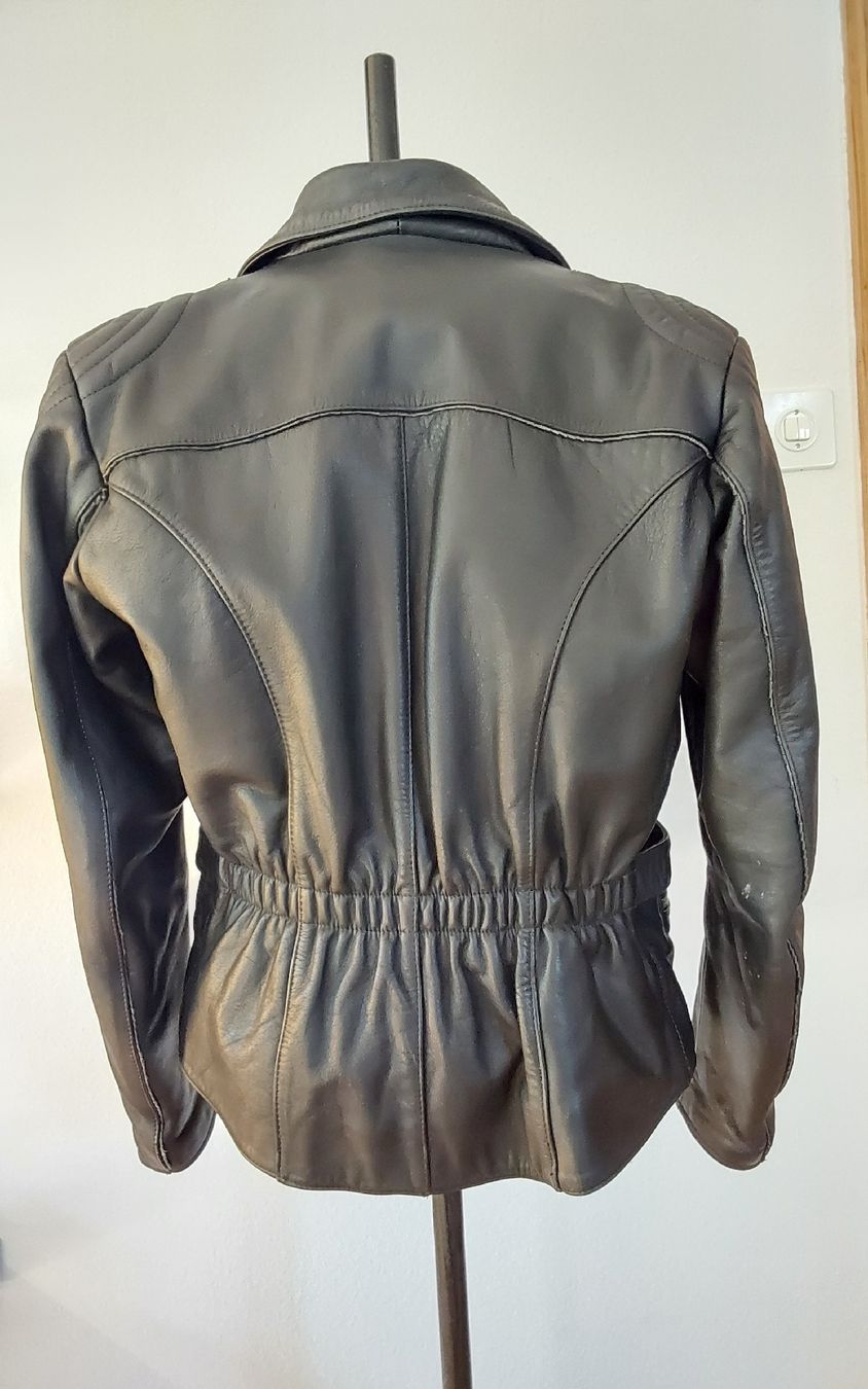 Giacche: Lederjacke schwarz 52 – Usato da Köniz venduto da scopello12 4