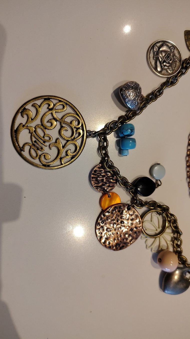 Ketten: Collier fantaisie multi-rangs avec breloques – Gebraucht aus Puidoux von Sophia70 1