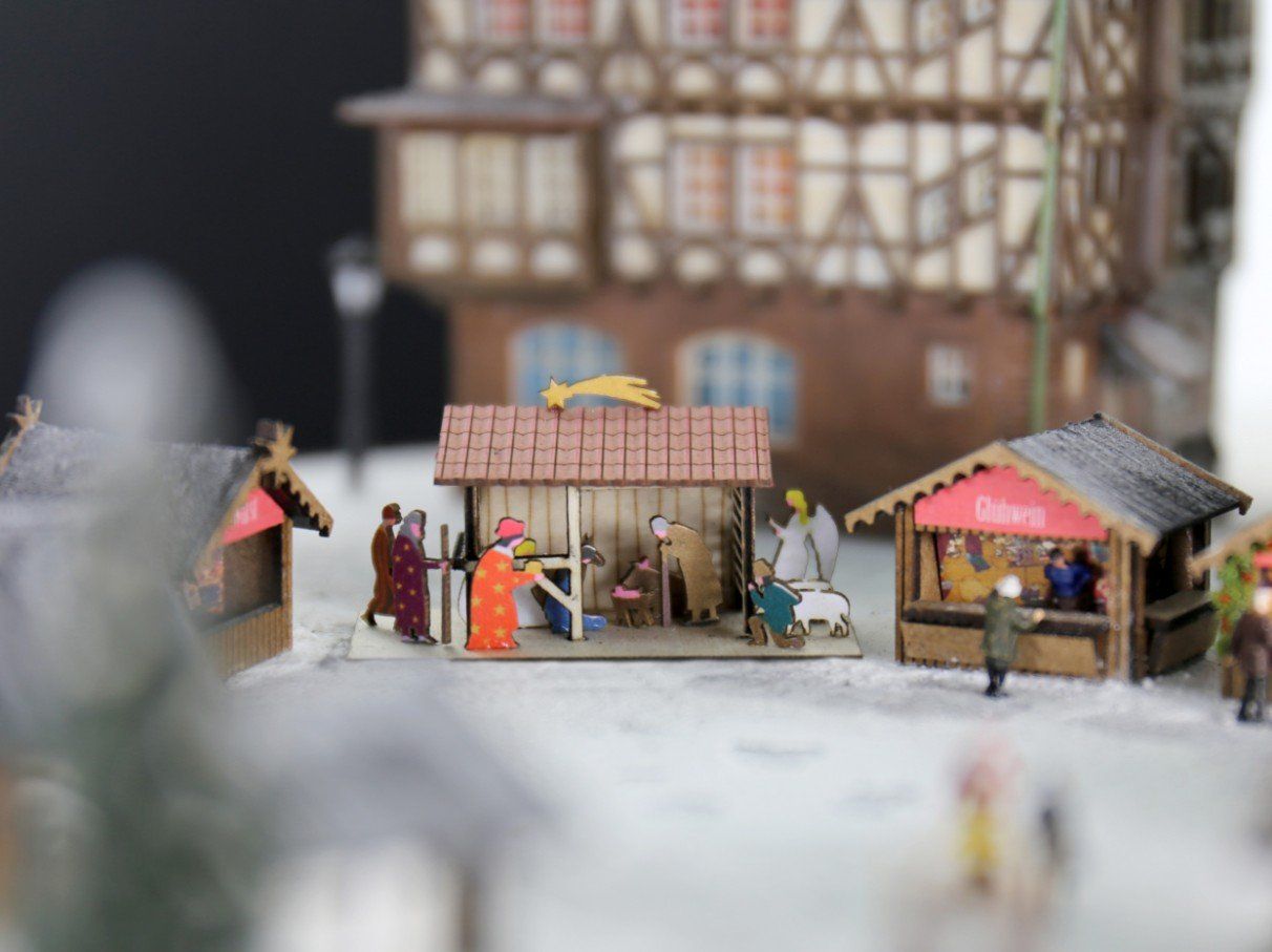 Modellini di ferrovie: Modellbahn Union N-L00083 Weihnachtsmarktkrippe – Nuovo e nell'imballaggio originale da Neukirch an der Thur venduto da MoBa-Artikel