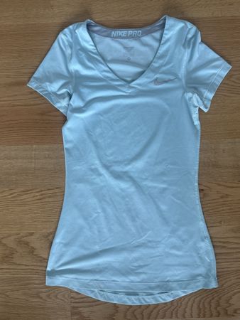 Damen T-Shirt Nike Pro XS hellblau guter Zustand