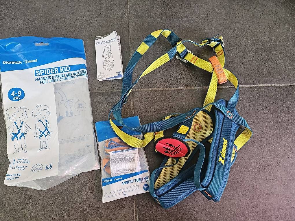 Attrezzatura da arrampicata: Harnais enfant 4-9 ans Décathlon – Usato da Fully venduto da cvivi75