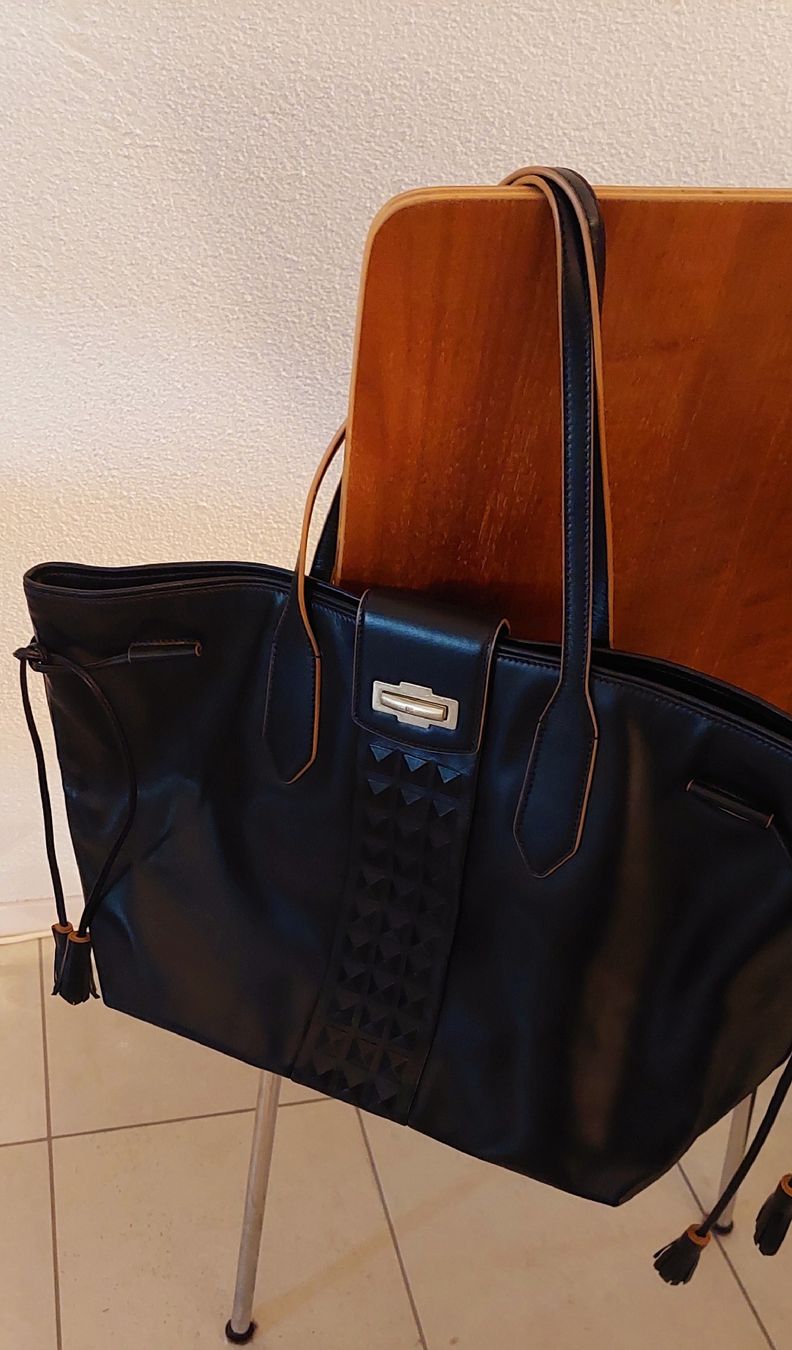 Navyboot Sacs: Shoper schwarz von Navyboot – Neuf (Voir description) à Safenwil par fra_t5c9