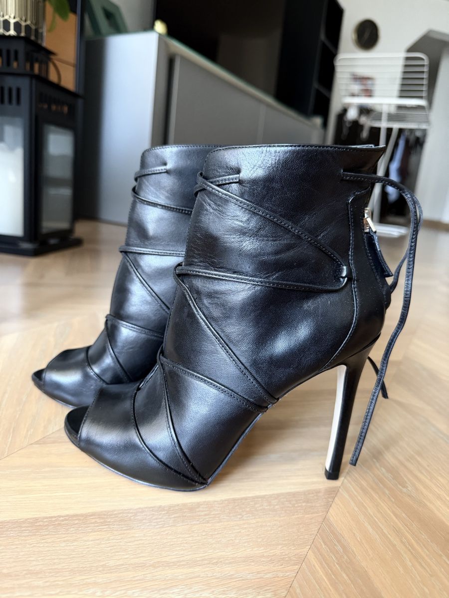 Guess Damenschuhe: Guess Leder Stiefeletten schwarz Groesse 37 – Gebraucht aus Luzern von avi_5cpl 1