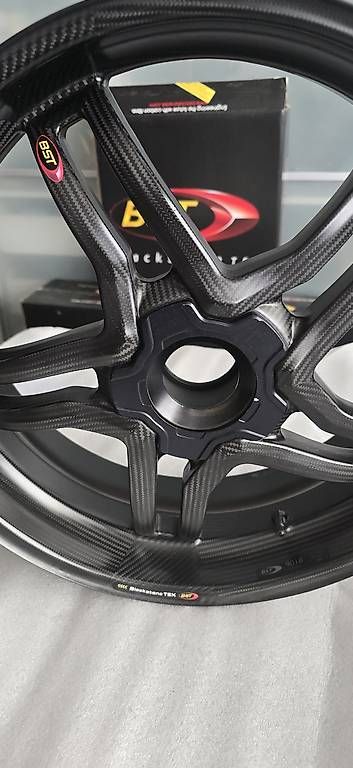 Ducati Alle Motorradersatzteile: DUCATI BST CARBON FELGEN – Gebraucht aus Feusisberg von swissbear68 2
