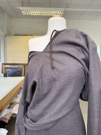 Brauner Unisex-Sommerleinen-Anzug, Top Zustand!