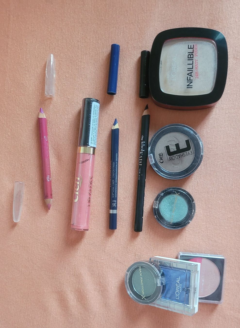 Maquillage: Make up mix und pflege – Neuf (Voir description) à Hindelbank par Hevenisreal 1