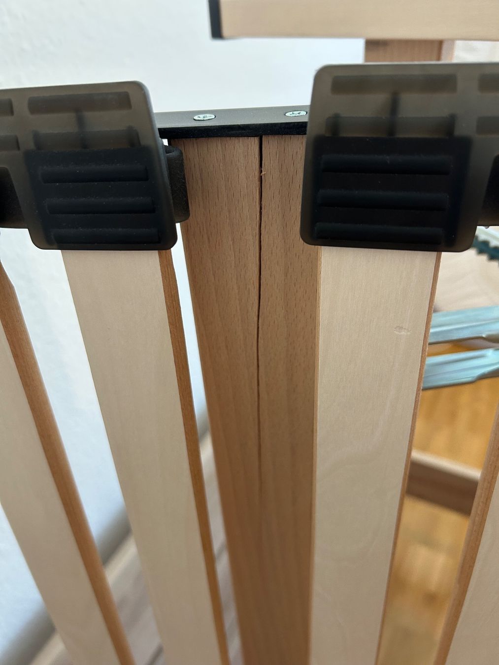 Letti: Bettgestell Holzoptik mit Lattenrost – Usato da Basel venduto da dor_ljs6 4