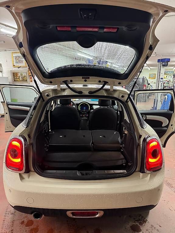 Automobili: Mini Cooper 1.5 TWINPOWER TURBO – Usato da Chur venduto da Cardinal1 7