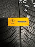 235/50 R19 103V Michelin Alpin 5 SUV