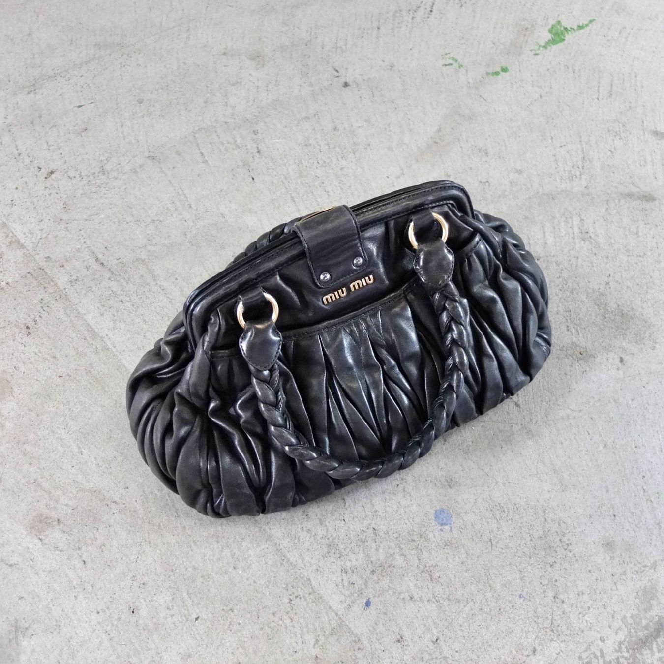 Miu Miu Borse: Miu Miu Handtasche aus gerafftem Nappaleder – Usato da Basel venduto da Brocki-auf-dem-Wolf 3