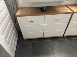 Badezimmermöbel für unter das Waschbecken