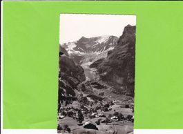 Grindelwald und Fiescherhörner