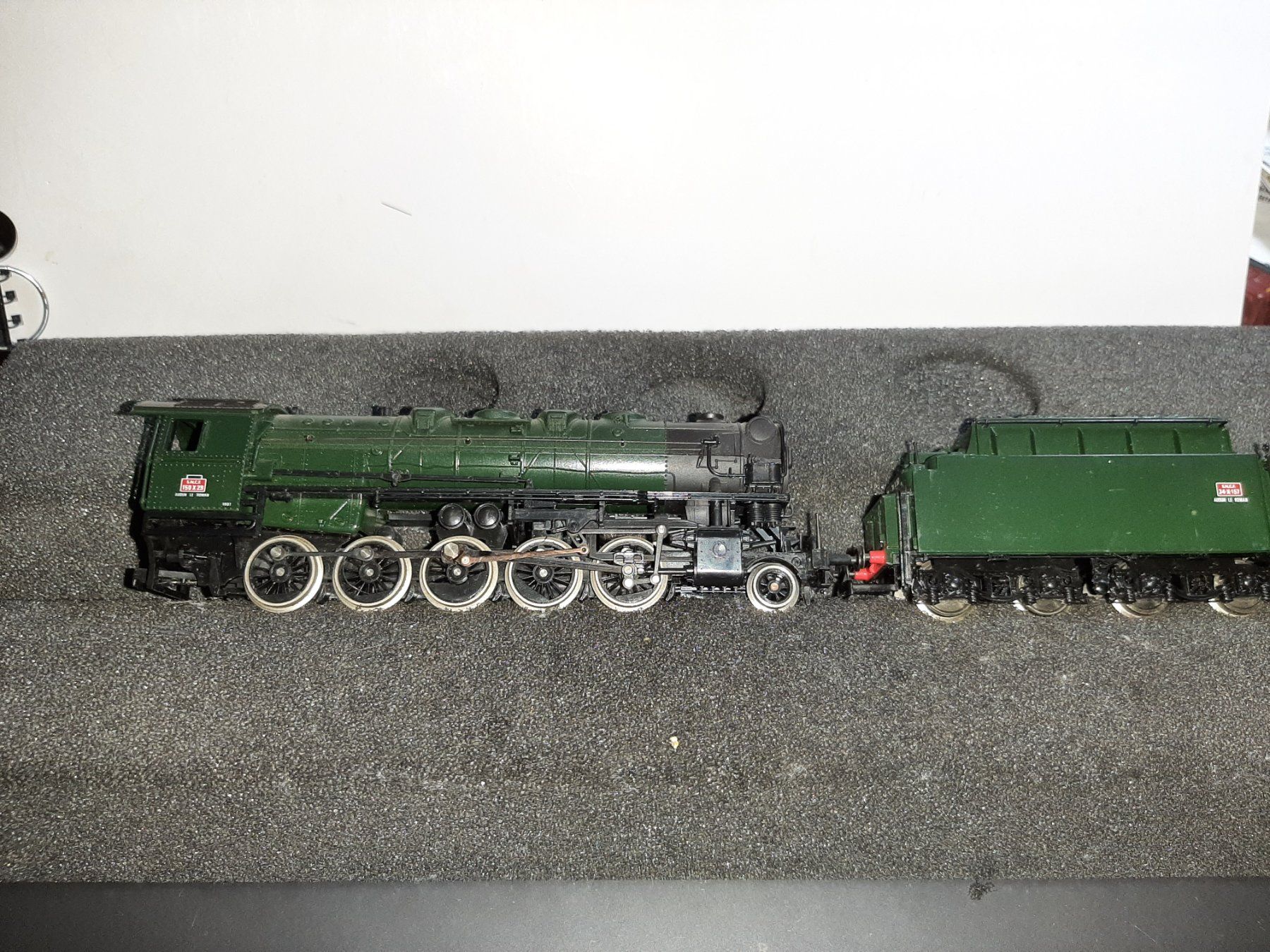 Jouef Modellini di ferrovie: JOUEF SNCF 150 X 29 – Usato da Avully venduto da RIVALIS 3