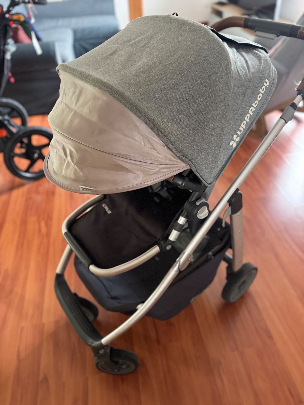 UPPAbaby Carrozzine: Uppababy Stroller – Usato da Horgen venduto da rnf_pw5q 1