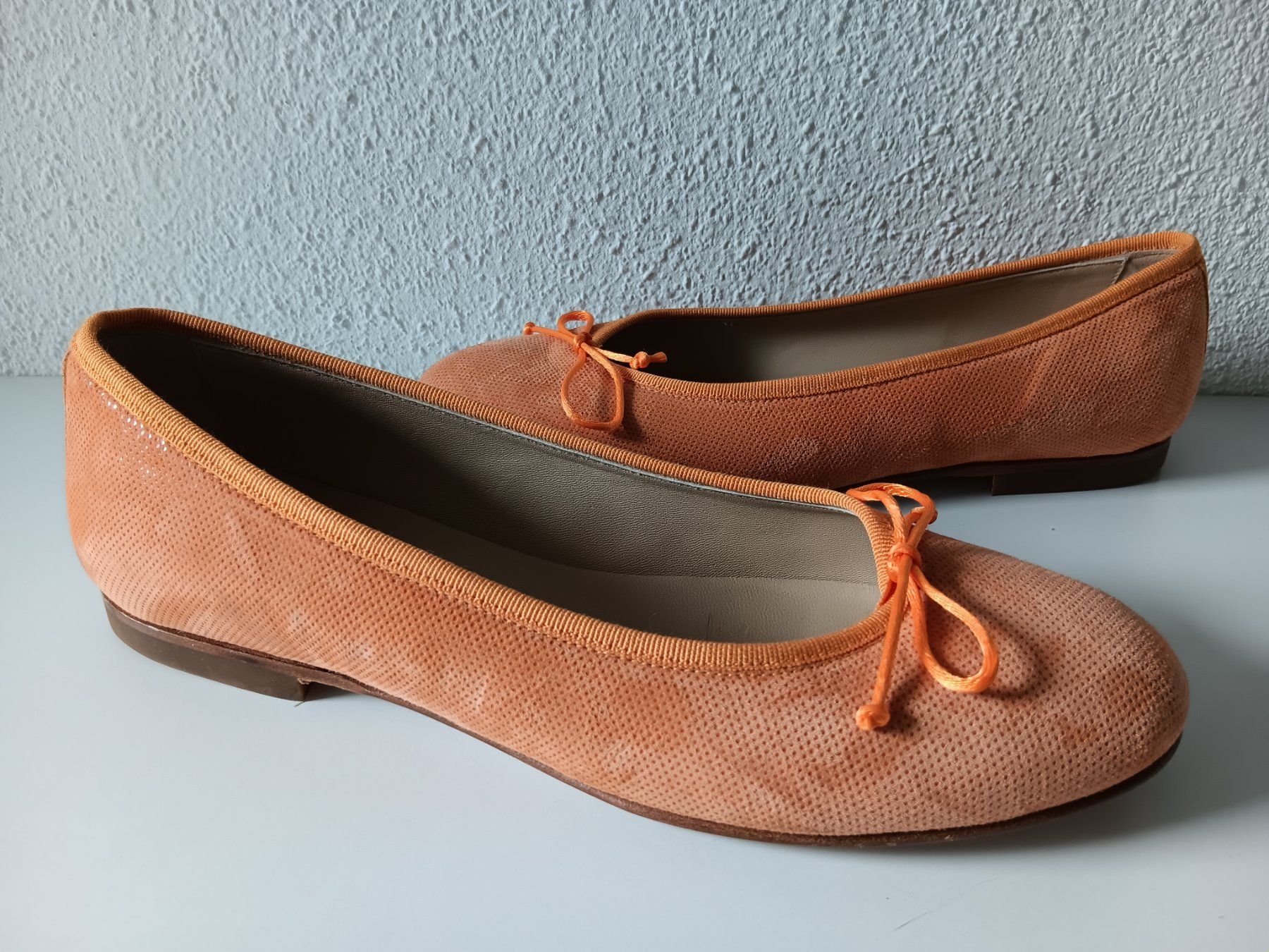 Scarpe da donna: ATHENA Chaussures / Schuhe pointure / Nummer 40 – Usato da Cossonay-ville venduto da Super-Price-Quality