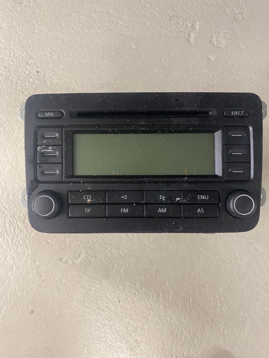 Radio: Orginal Autoradio VW Golf 5 – Usato da Wilen b. Wollerau venduto da marco715