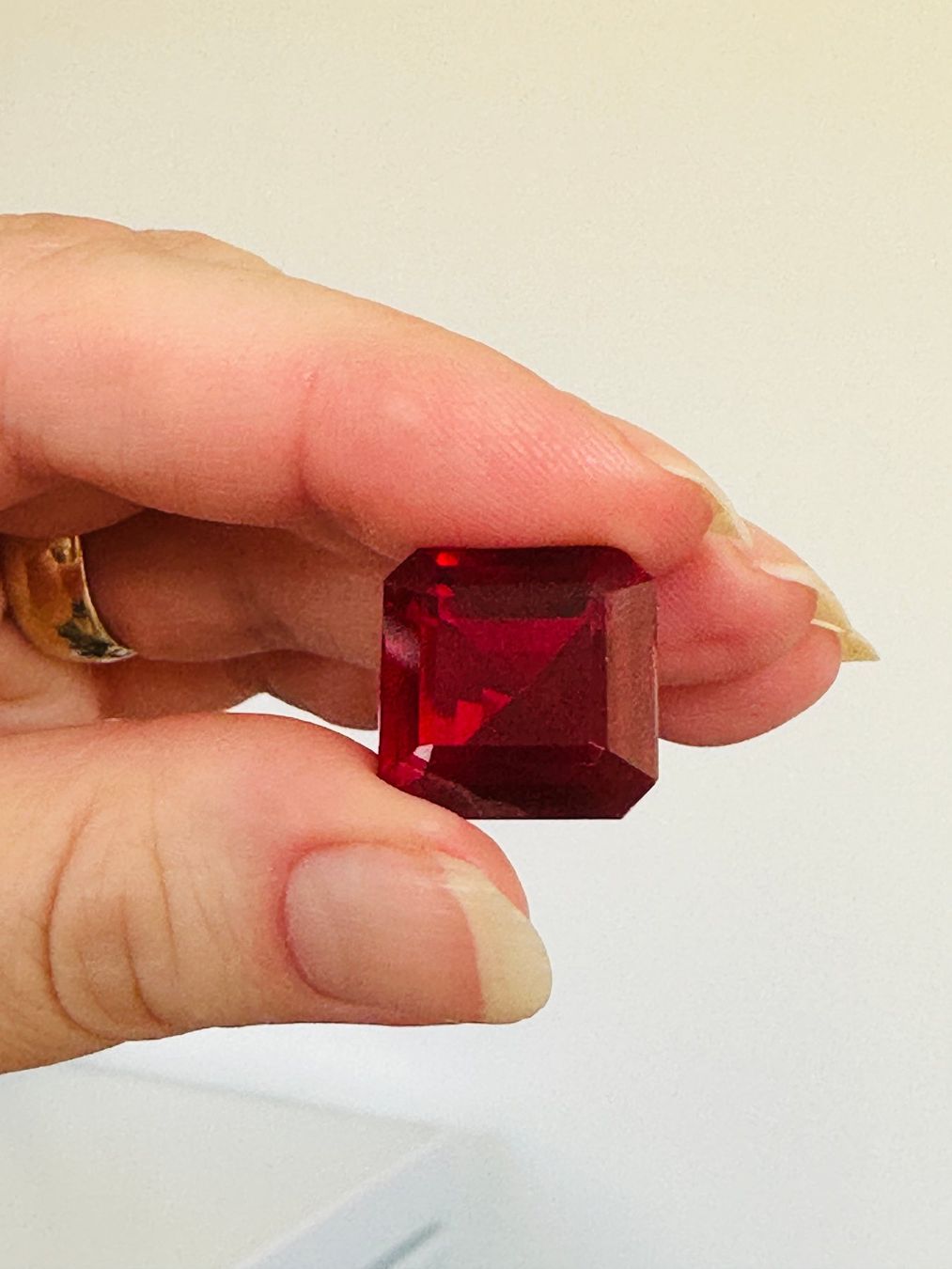 Pietre preziose: Certified 33.40 Ct – Nuovo e nell'imballaggio originale da Genève venduto da AWWA 7