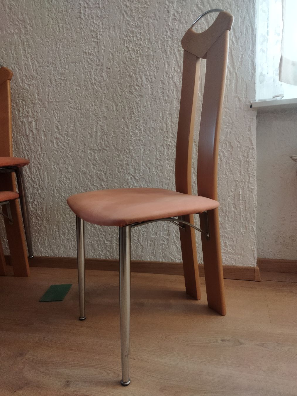 Sedie: 4 chaises pour salle à manger – Usato da Courtételle venduto da Netha