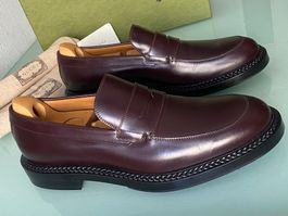 GUCCI Heel Logo Penny Bordeaux Slip On Loafers Schuh 44 NEU