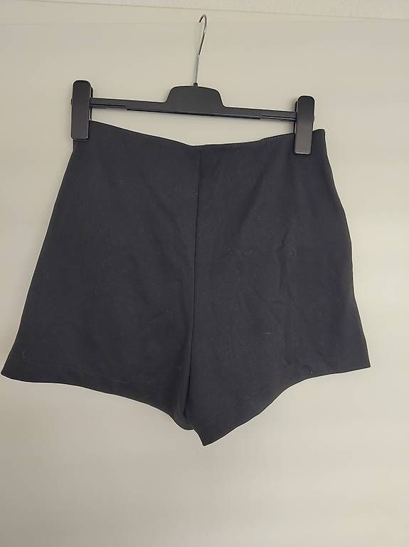 H&M Hosen: H&M Short neuf taille M – Neu (gemäss Beschreibung) aus Morges von L_6688 1