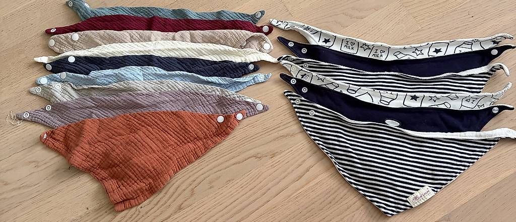 Repas pour bébés: Sabberlätzchen – D'occasion à Wallisellen par meel1