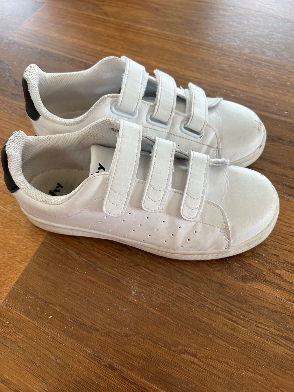 Scarpe per ragazzi: Turnschuh weiss – Usato da Heitenried venduto da Tannenbaum25