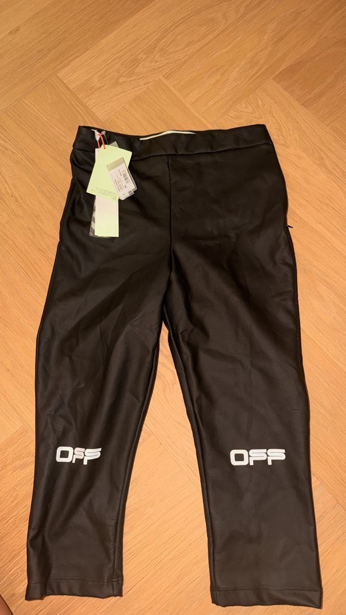 Off-White Pantaloni: Capri Offwhite  – Nuovo e nell'imballaggio originale da Thônex venduto da nat_hc2z