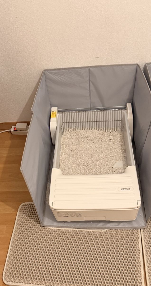WC: NEU!! Selbstreinigende Katzentoilette – Nuovo (secondo la descrizione) da Embrach venduto da Ilaila94
