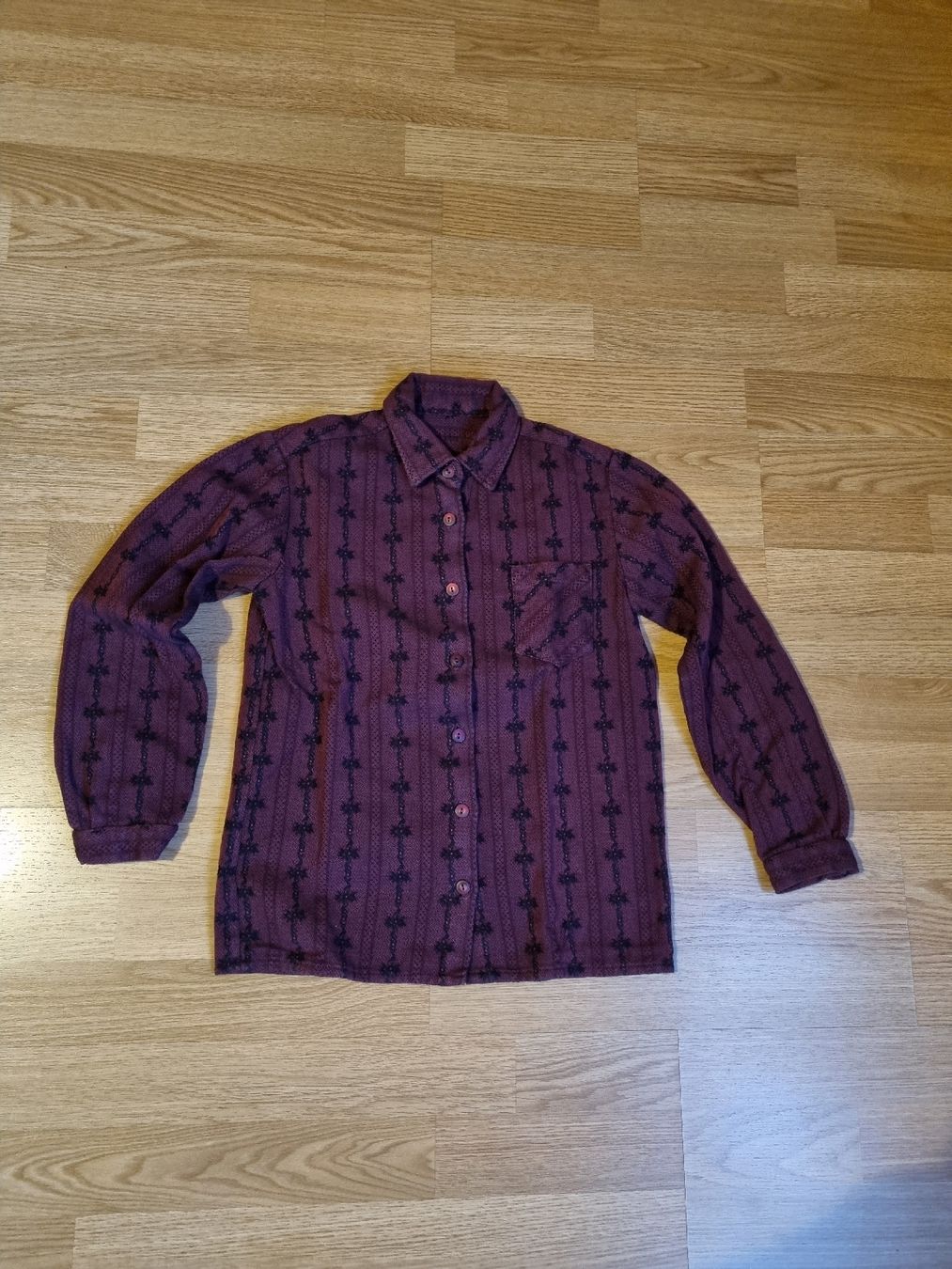 Camicette, T-shirt & Top: Edelweiss Mädchenblusli Gr.140 – Usato da Reichenbach i. K. venduto da Fanki83