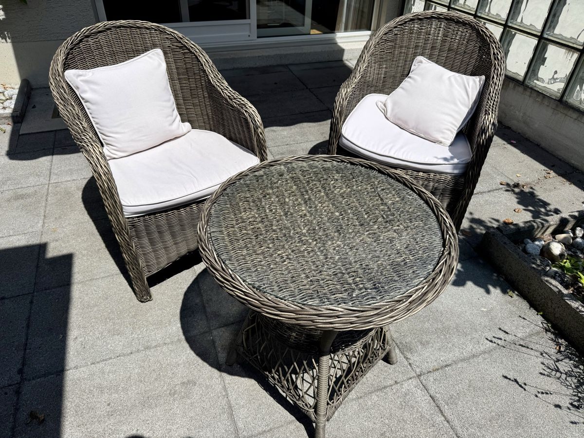 Viplounge Poltrone: Garten-Bistro Set – Usato da Langnau am Albis venduto da ursbjoern 1