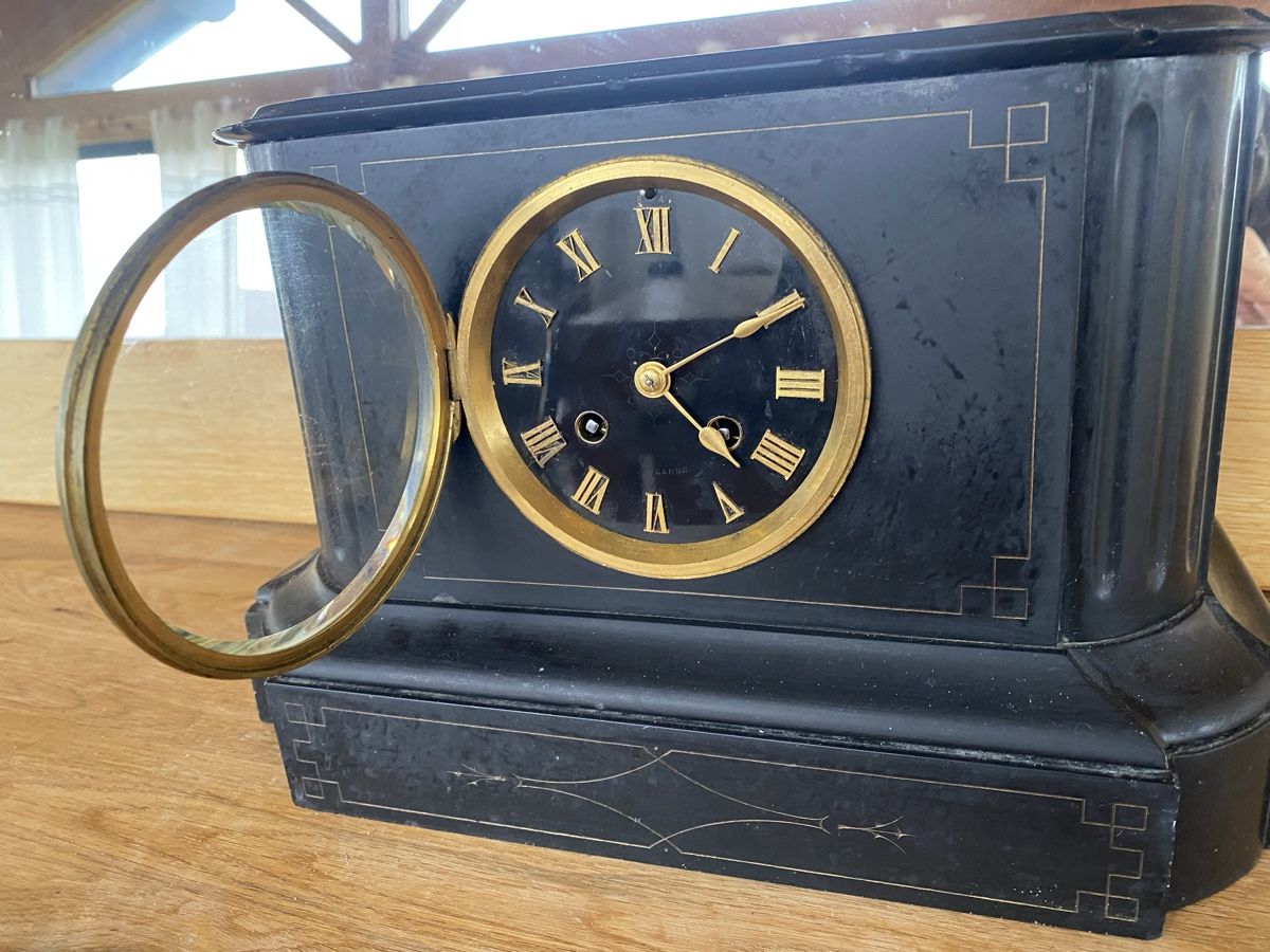 Stand- & Wanduhren: RARE À LA VENTE Horloge pendule de cheminée ancienne – Gebraucht aus Genève von pilarina 1