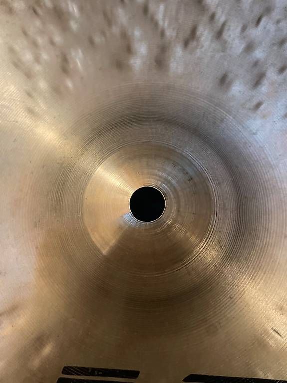 Instruments de musique: 17" Zildjian Dark Thin Crash – D'occasion à Basel par jan_vf8z 1