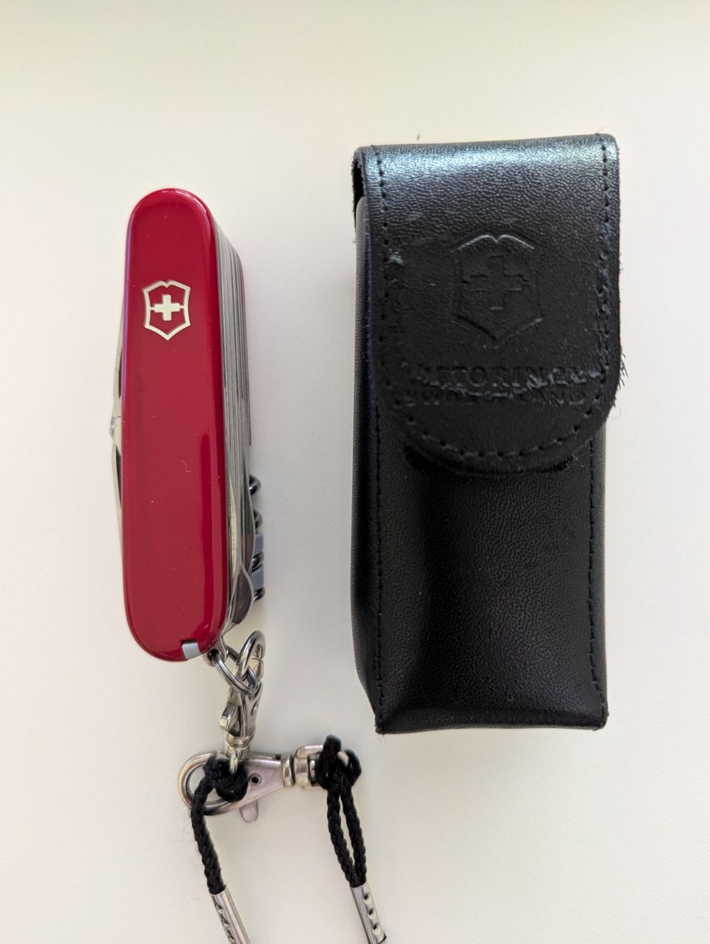 Victorinox Coltelli tascabile: Victorinox SwissChamp inkl. Ledertasche – Usato da Basel venduto da die_8g9h 2