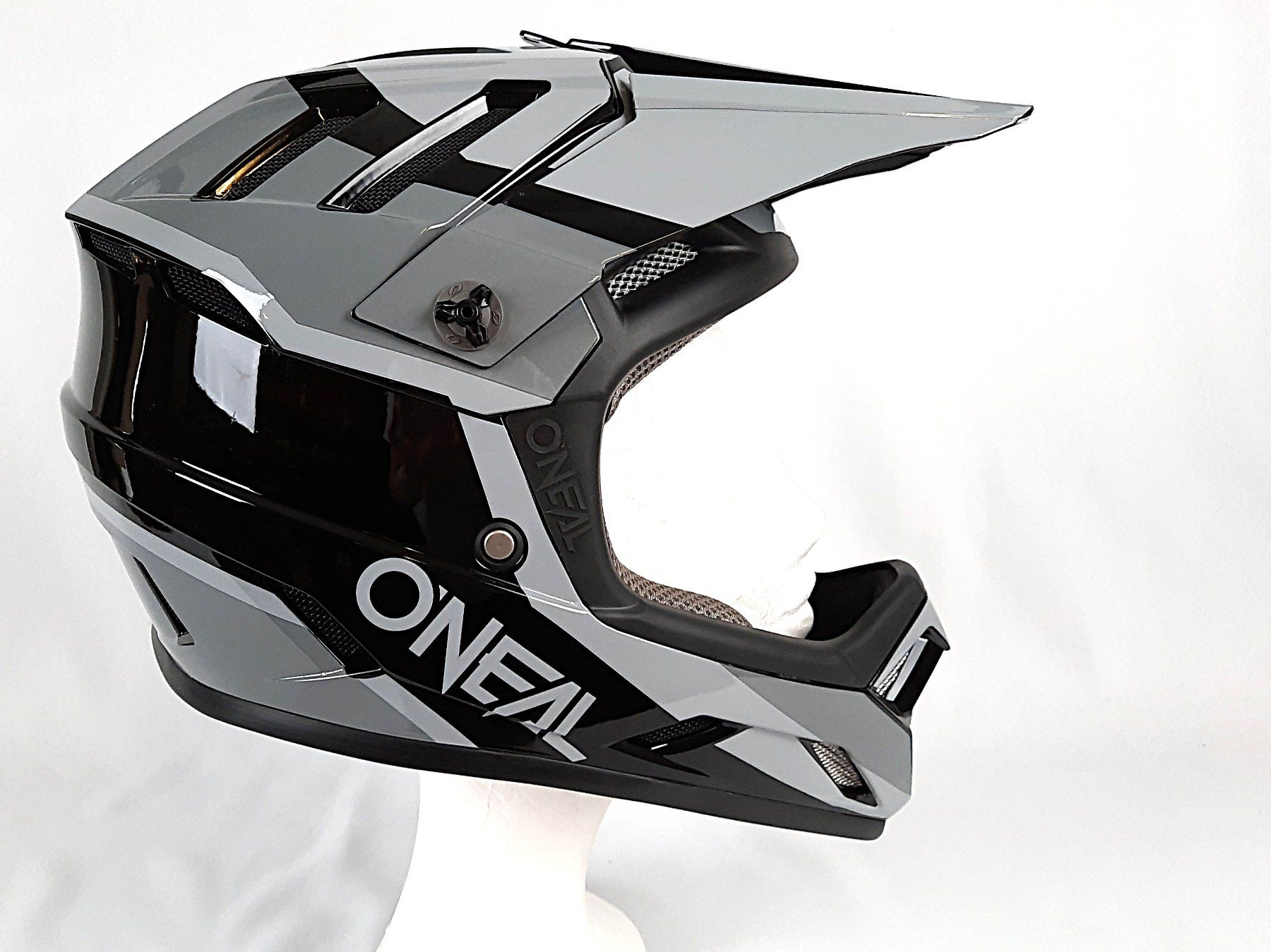 Caschi & visiere: ONEAL Backflip Helmet – Nuovo (secondo la descrizione) da Beinwil am See venduto da Restwert_Beinwil 4