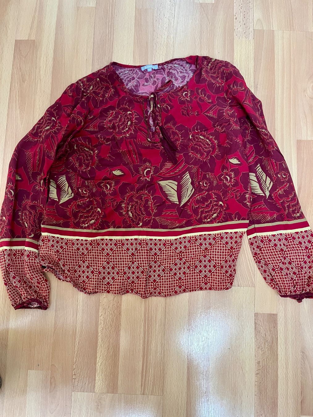 Maddison Camicette: Blumig bedruckte Bluse – Usato da Strengelbach venduto da Lucaernest