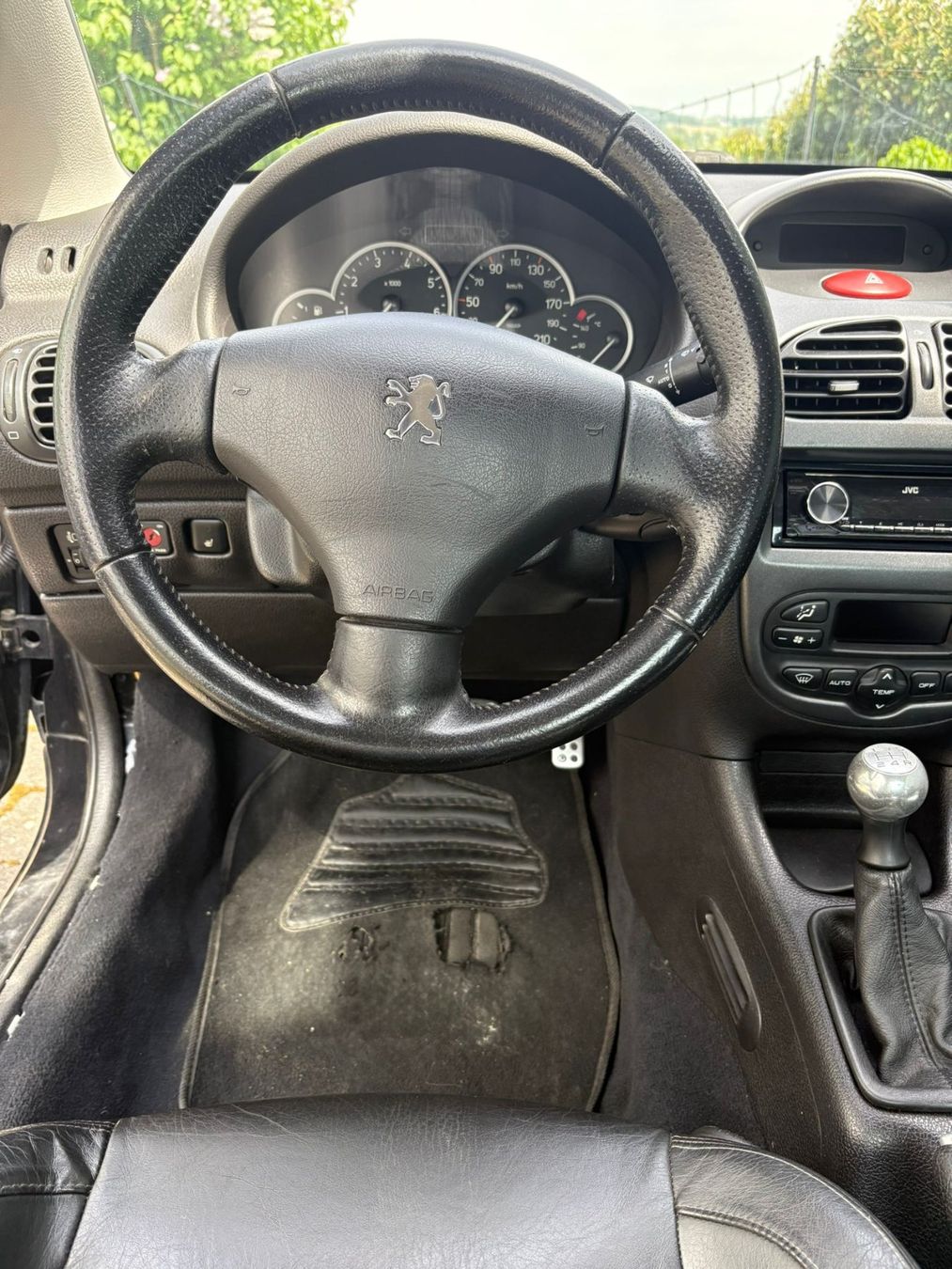 Peugeot Automobili: Peugeot 206 CC 2.0 Cabrio – Difettoso da Weingarten-Kalth venduto da Idesiree 6