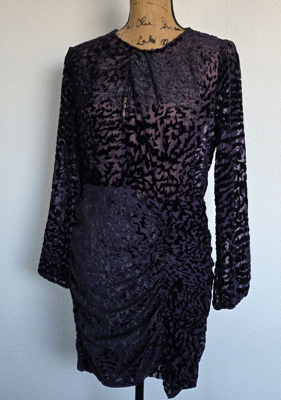 Mango Vestiti: Elegantes Samt Kleid von Mango, Grösse M – Nuovo (secondo la descrizione) da Rheinsulz venduto da Gilea 6