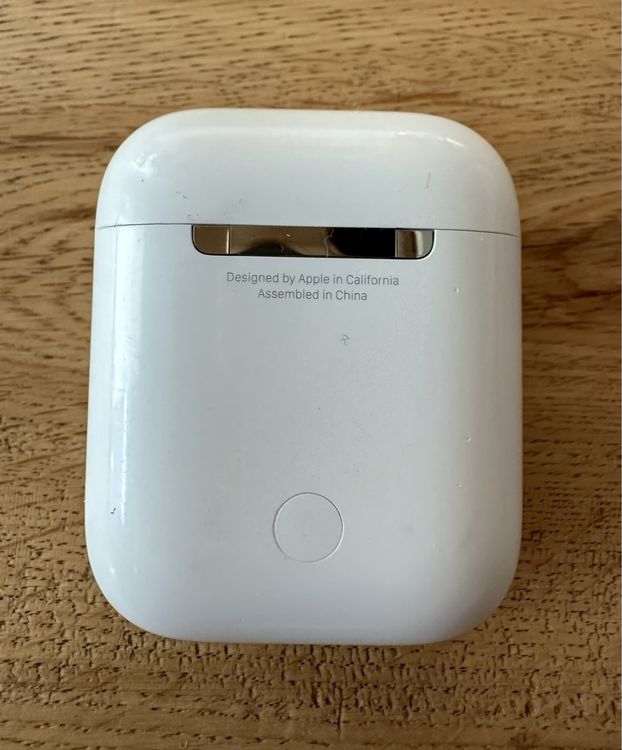AirPods Apple 1 Generation mit Case | Kaufen auf Ricardo