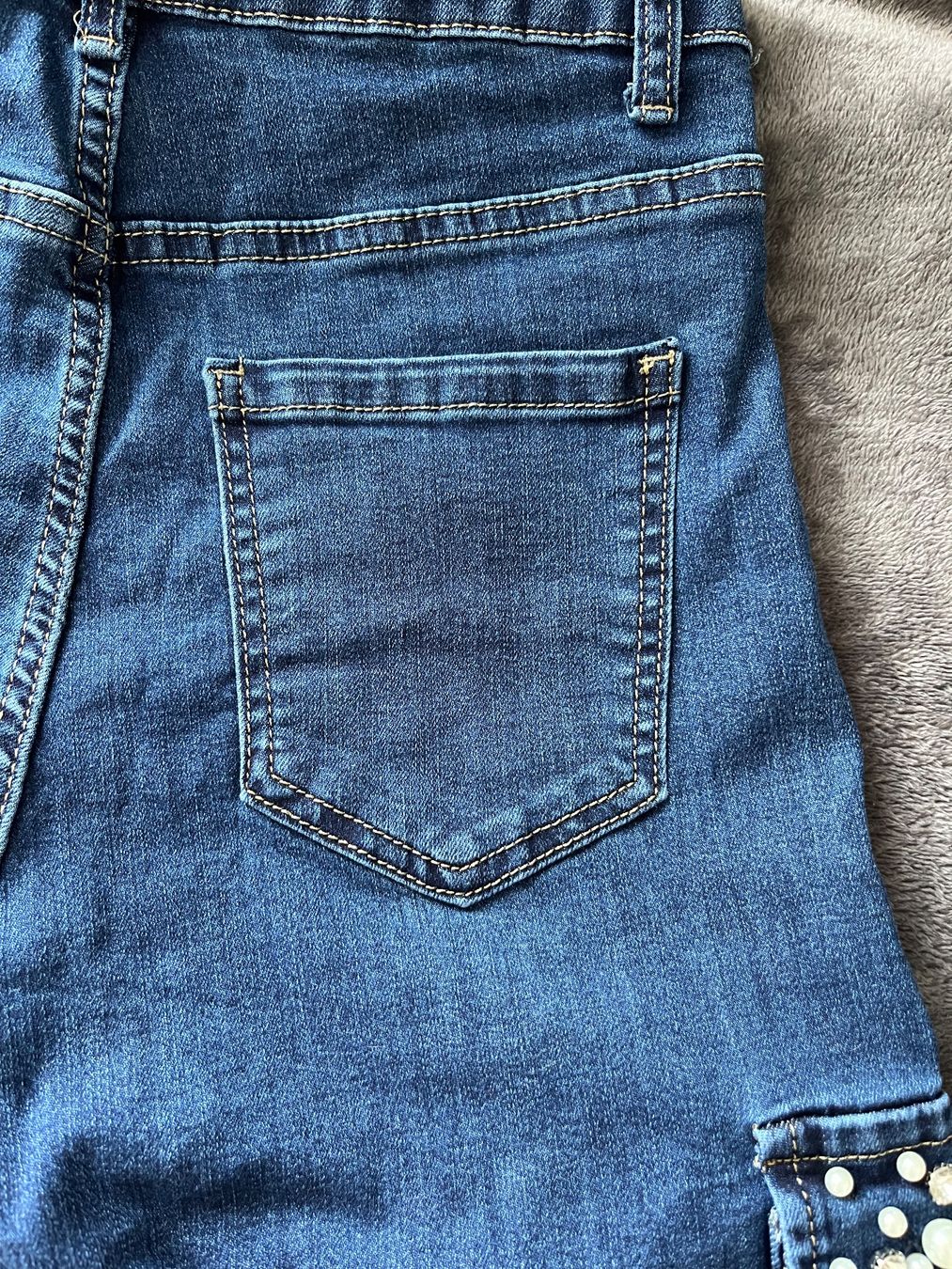 Jeans: New jeans with stones size S – Nuovo (secondo la descrizione) da Chêne-Bougeries venduto da Seetooyoo 6