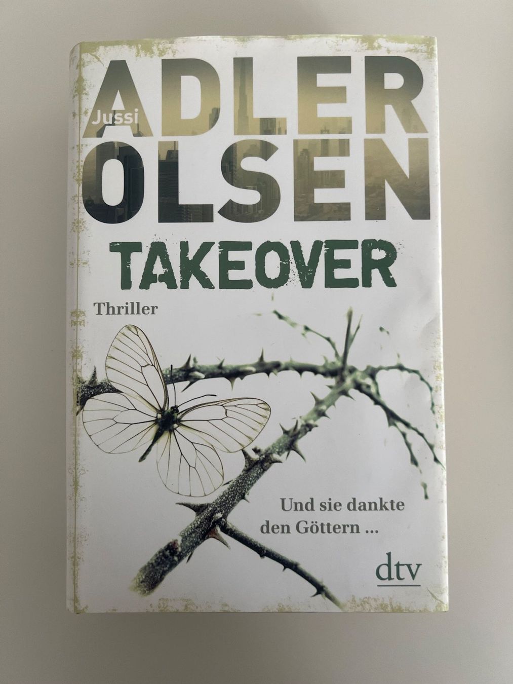 Libri: 6 x spannende Triller / 6 Bücher zusammen – Usato da Kehrsatz venduto da Louvitesse 5