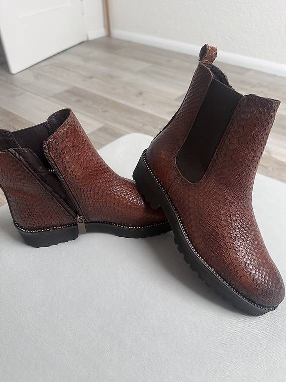 Damenschuhe: Leder Stiefel – Gebraucht aus Niederlenz von Anita0113 1