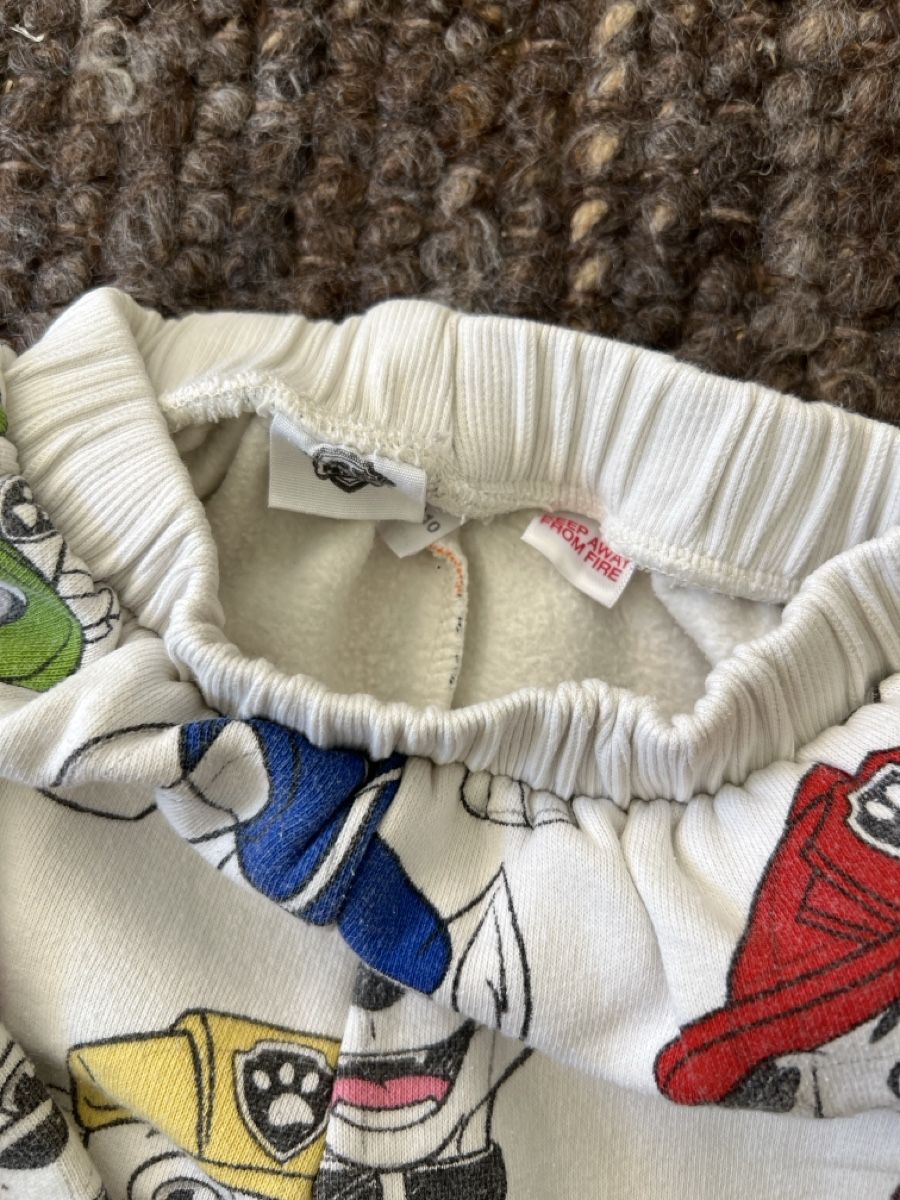 Zara Pantaloni: Zara Kinder Freizeithose Gr 110 – Usato da Winterthur venduto da LeonoraCor 2