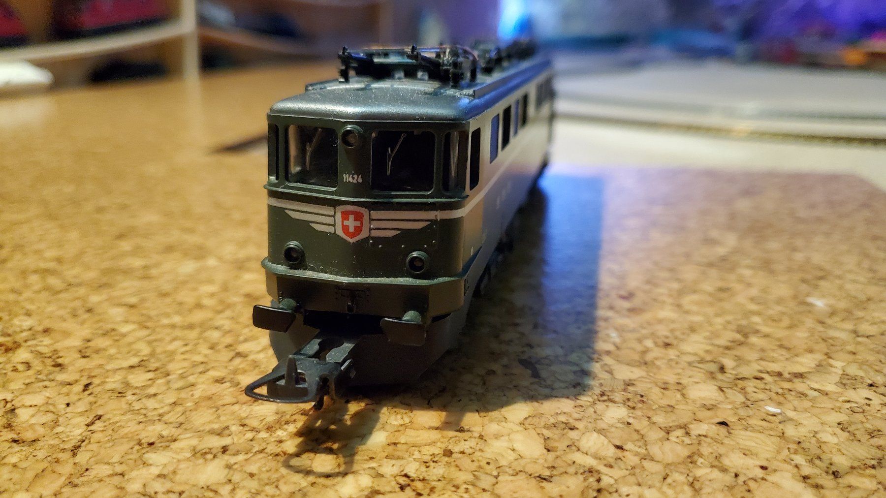 Lima Modellini di ferrovie: Lima Ae 6/6 H0 DC NEUCHATEL – Usato da Courtaman venduto da Silb 1