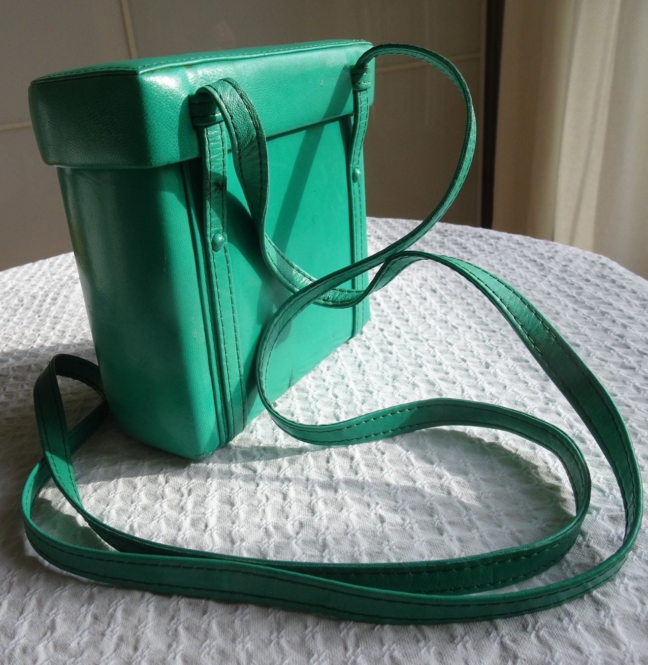 Borse da donna: Kleine grüne Box - Tasche – Usato da männedorf venduto da purzelchen 2