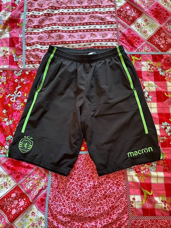 Nike Canottiere & Pantaloni: Bermuda Sporting Portugal 2018-2019 M – Usato da Lausanne venduto da PeixotoBruno