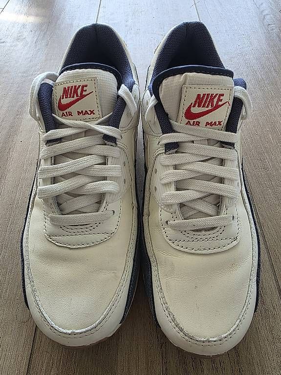 Chaussures hommes: Nike Air Max 90 – D'occasion à Oeschgen par Adr_6kwk 1