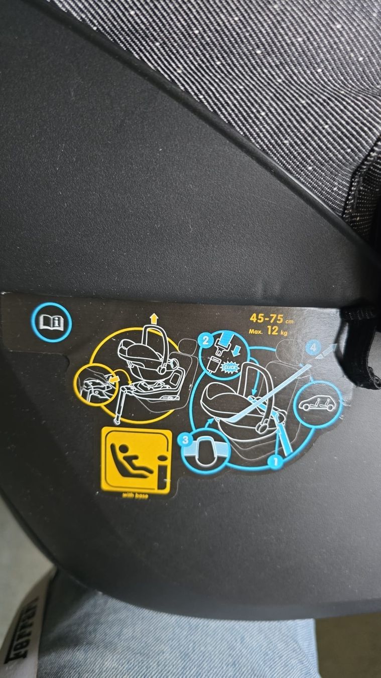 Maxi-Cosi Seggiolini per auto: Maxi-Cosi Babyschale Pebble Plus, Grau, Neu! – Nuovo (secondo la descrizione) da Zürich venduto da jan_7gjz 2