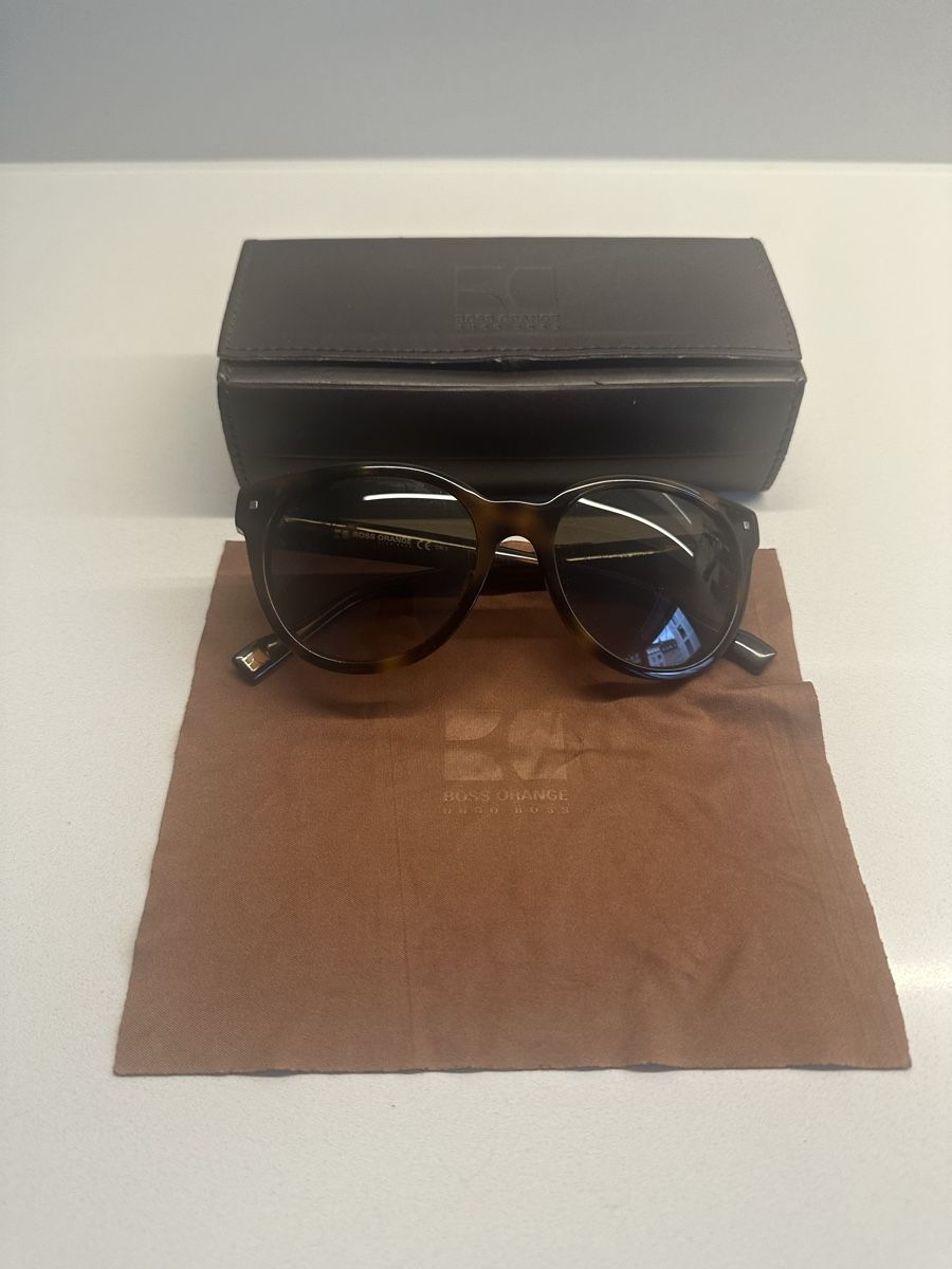 Hugo Boss Brillen & Gläser: BOSS Orange Sonnenbrille – Gebraucht aus Zürich von Phil_ZUR 2