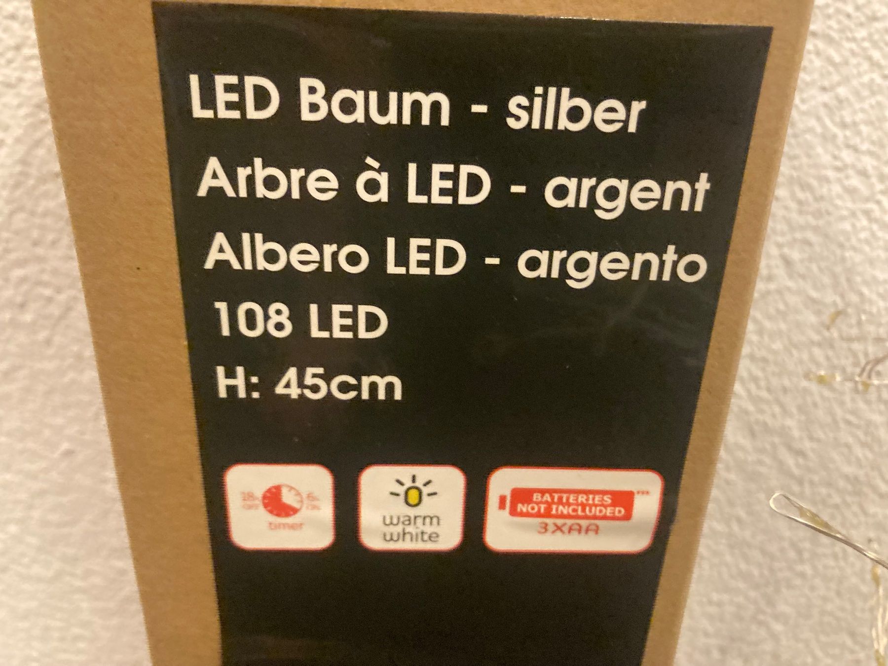 Tutte le decorazioni: LED Baum, 45cm hoch, 108 LED, silber, mit Timerfunktion – Nuovo e nell'imballaggio originale da Neuenhof venduto da jorogo 5